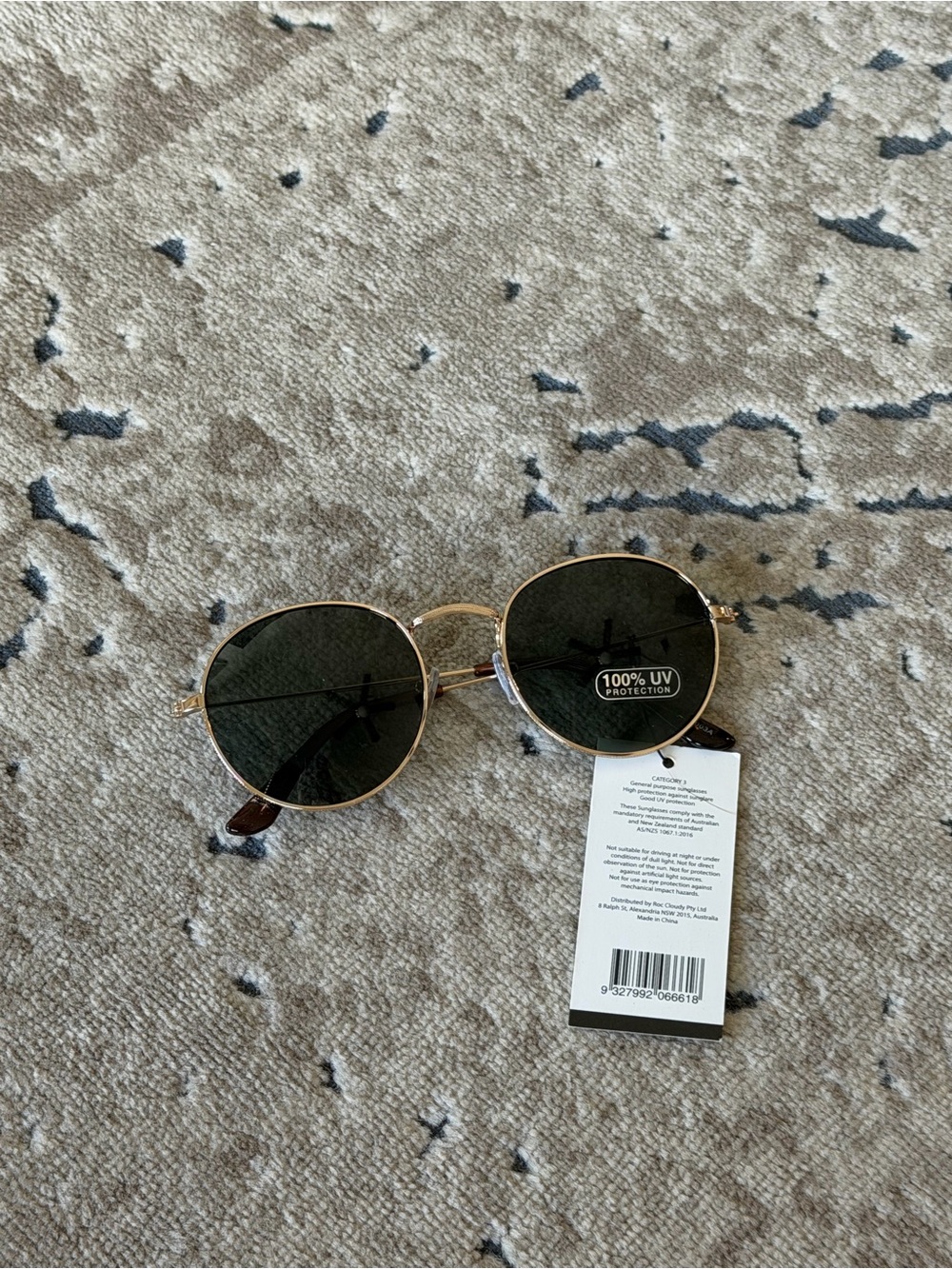 Round Gold Frame Sunglasses